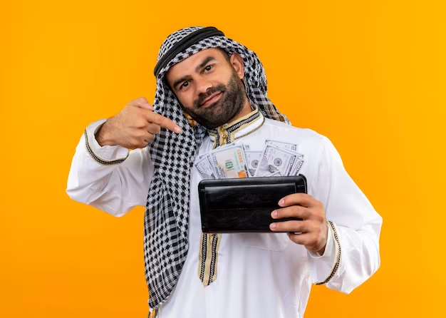 tips and strategies for achieving financial success in the United Arab Emirates.